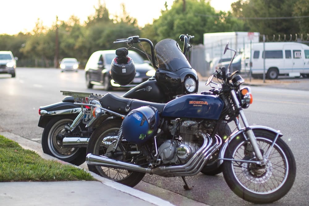 Bath Twp, OH - Two Hurt in Motorcycle Crash on Medway Rd