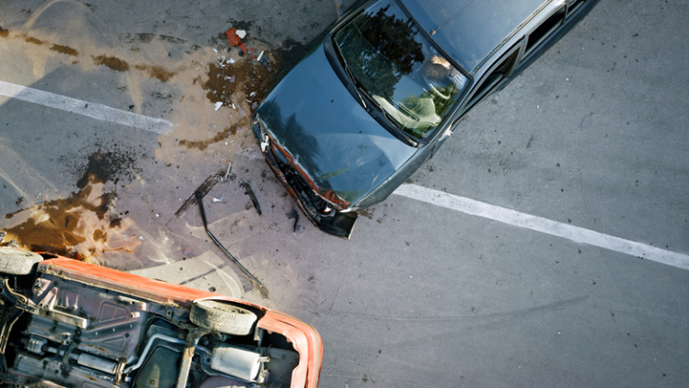 Cleveland, OH – Injury Accident Reported at Euclid Ave & Lakeview Rd