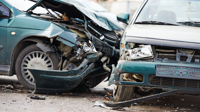 East Cleveland, OH – Three-Vehicle crash on Euclid Ave at Superior Ave