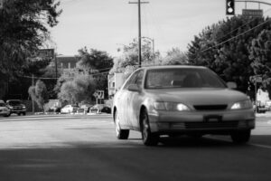 Cleveland, OH – Two-Car Crash Causes Injuries on W 42nd Pl & Storer Ave