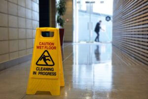 Akron, OH slip and fall injury attorney